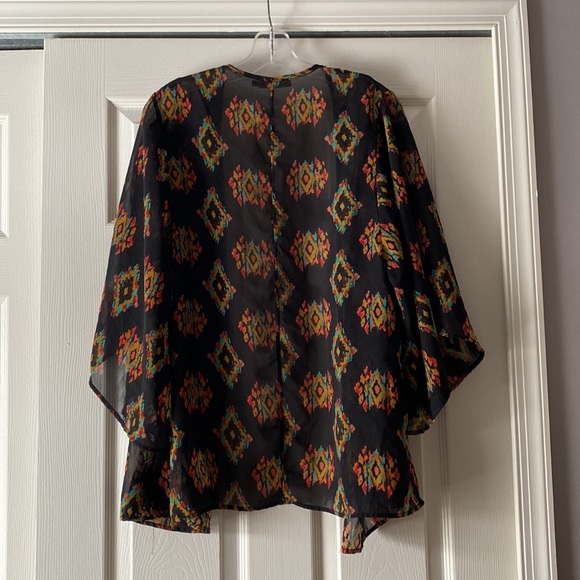 Francesca’s Sheer Black Kimono - Picture 3 of 3